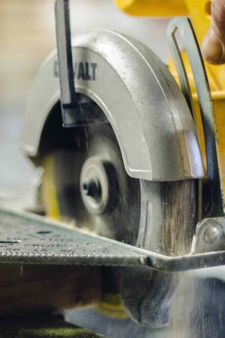 Maquita 18V LXT Brushless 6-1/2″ Circular Saw